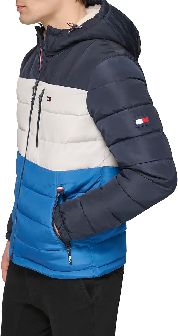 Tommy Hilfiger Chaqueta acolchada resistente al agua con capucha y forro sherpa de peso medio para hombre, Hilfiger Azul