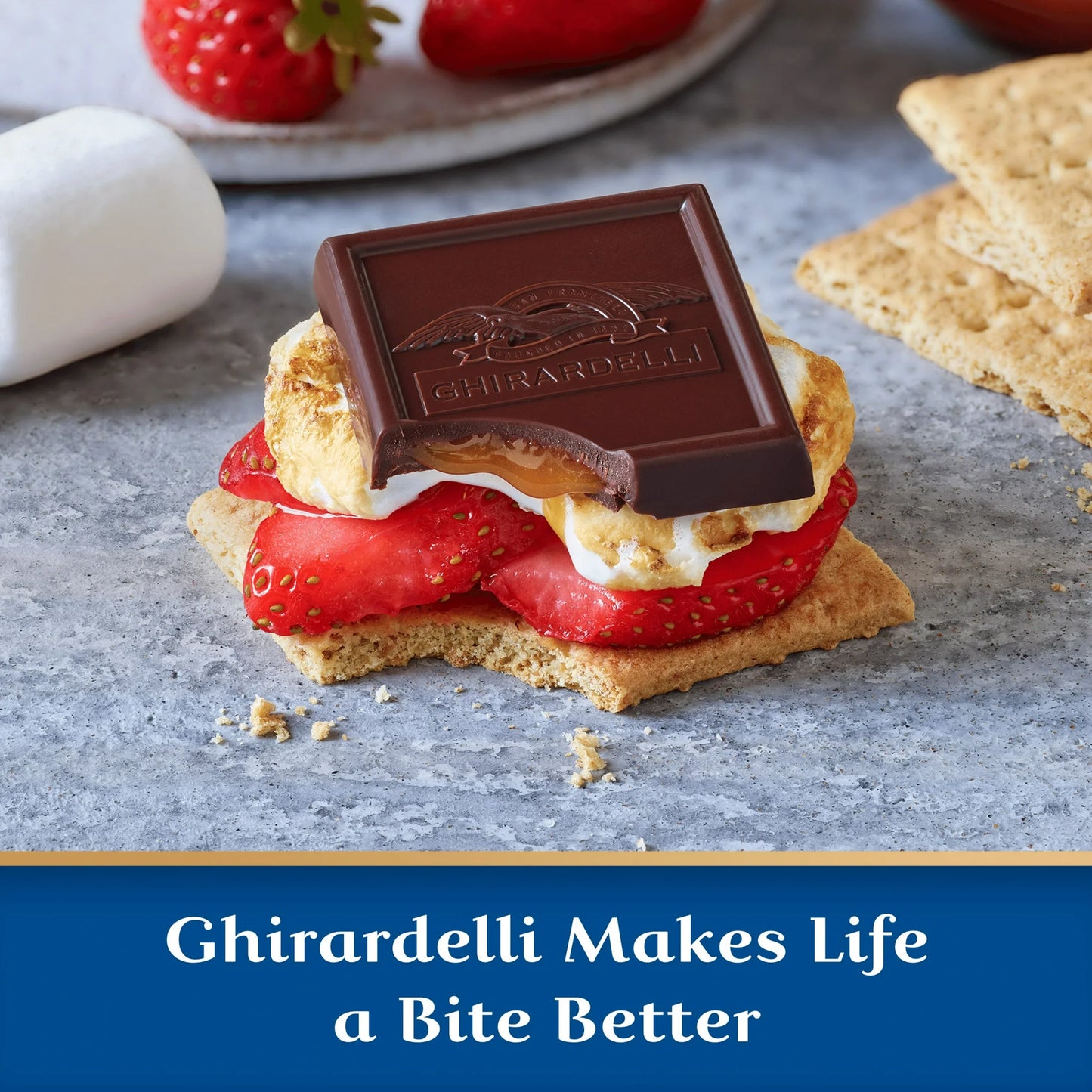 GHIRARDELLI Dark Chocolate Sea Salt Caramel 138g