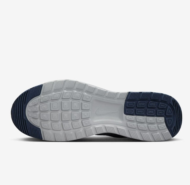 Nike Air Max Nuaxis - Talla 42 - 8.5