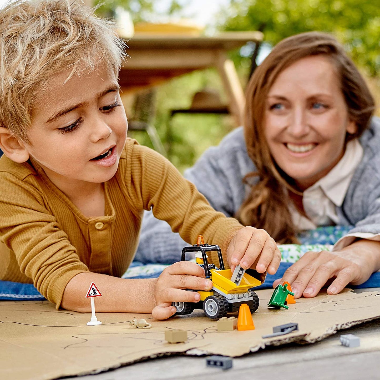 LEGO Roadwork Truck 60284 Building Set 58 Piezas - Niños de 4 +.