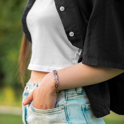 MagnetRX Pulseras de cruz de cobre para mujer, pulsera magnética eficaz con cruz, pulsera ajustable con herramienta de tamaño incluida (estilo cruzado)