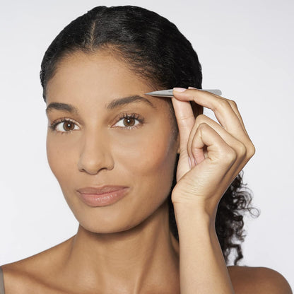 Tweezerman Juego de pinzas pequeñas con estuche de viaje, pinzas de punta e inclinación, (caja negra)