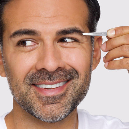 Tweezerman Juego de pinzas pequeñas con estuche de viaje, pinzas de punta e inclinación, (caja negra)