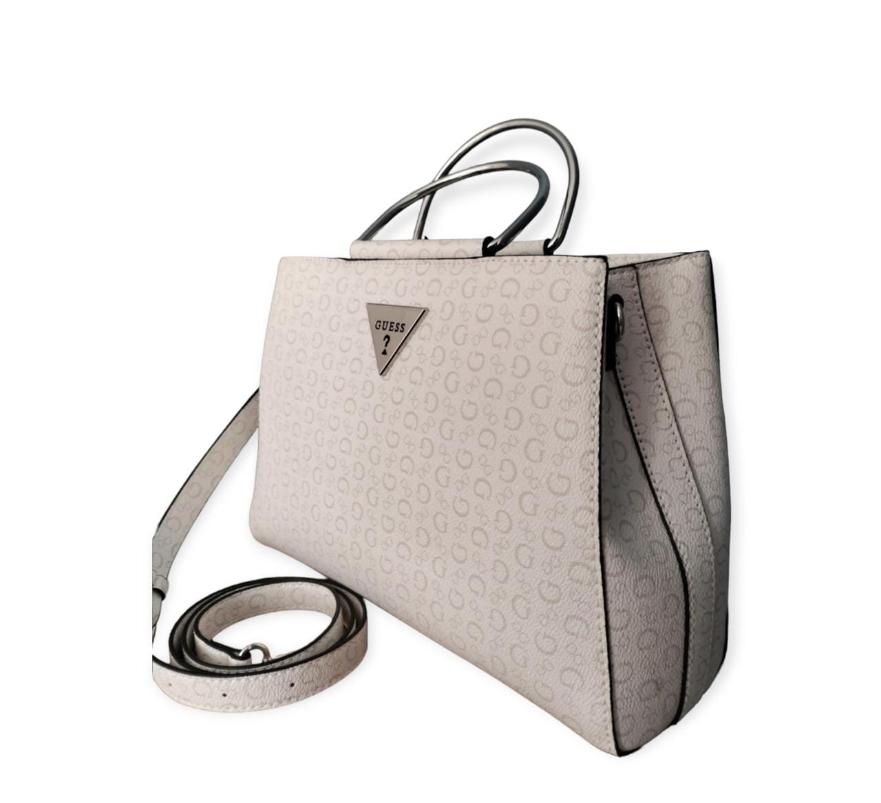 Cartera Guess para mujer color beige con asa de metal