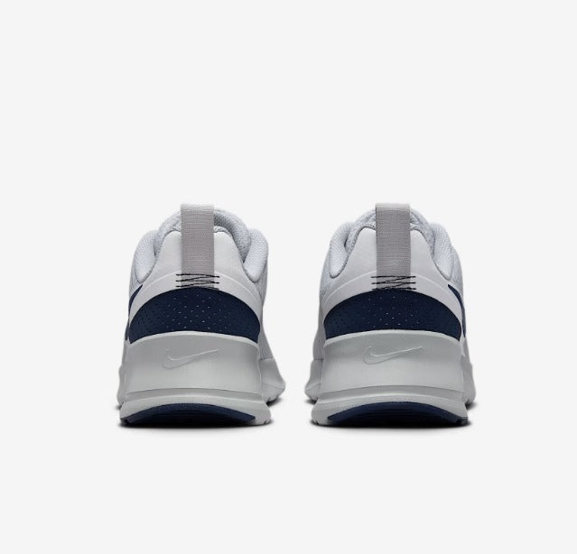 Nike Air Max Nuaxis - Talla 42 - 8.5