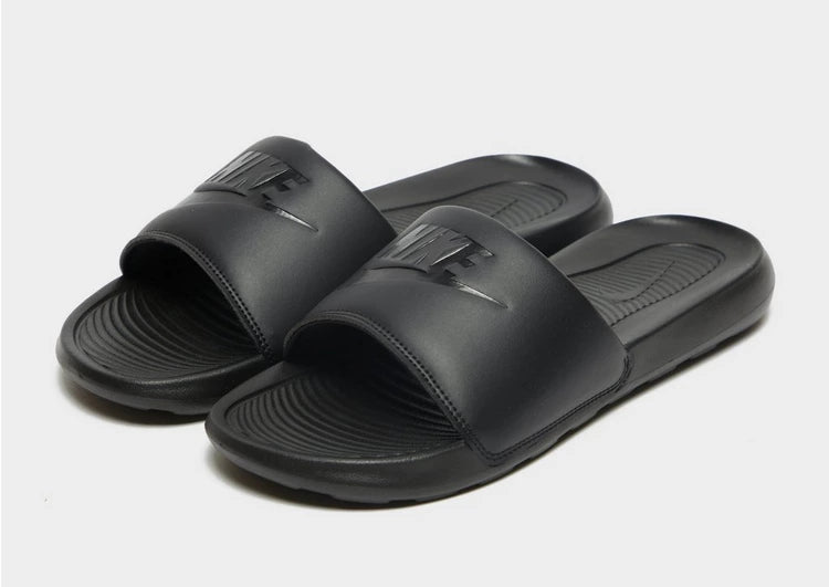 Nike Victori One Slide Talla 42.5