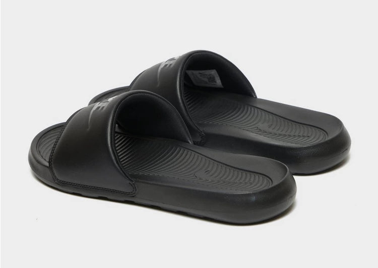 Nike Victori One Slide Talla 42.5