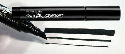 Delineador estilo plumon Master Graphic de Maybelline 550