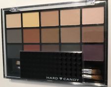 Hard Candy - Look Pro Matte Eyeshadow Palette